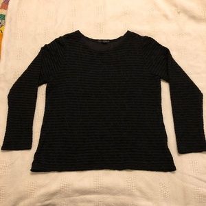 Cut Loose Long-Sleeve Textured Black Shirt
